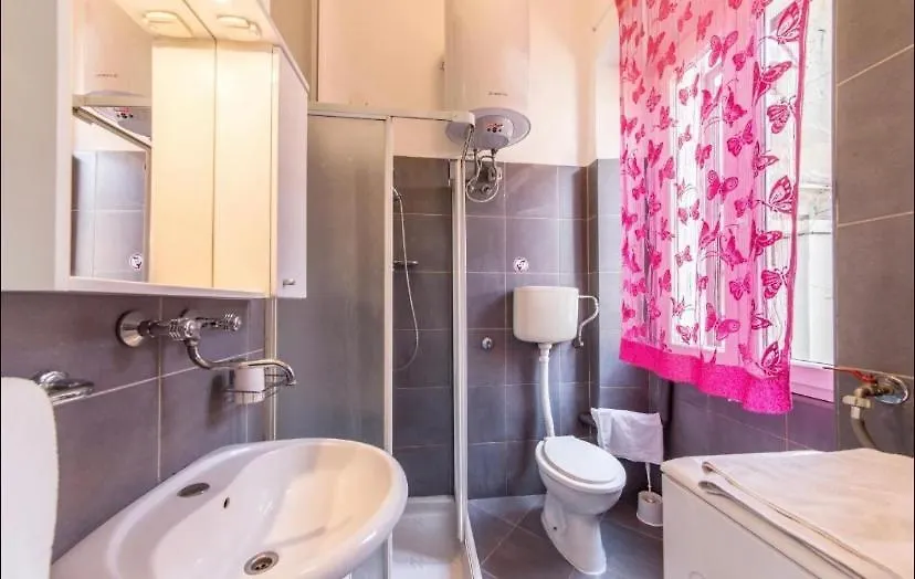 Two Room Eva Pula Croatia