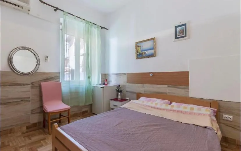 Apartment Two Room Eva Pula