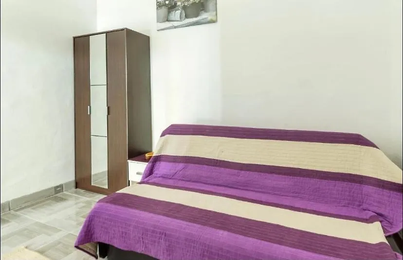 Two Room Eva Pula Apartment